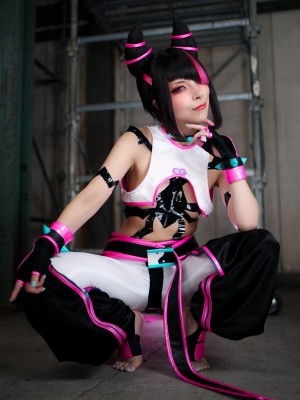 Comonun - Juri_054