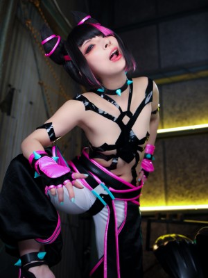 Comonun - Juri_154