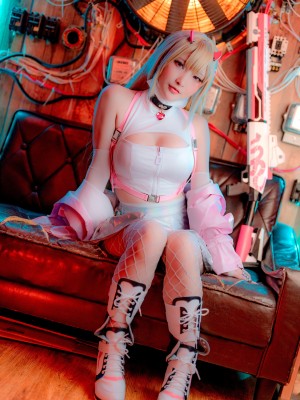 [Fantasy Factory] 小丁 – NIKKE 毒蛇_ 010