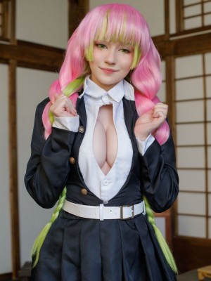 Donna Loli - Mitsuri_03