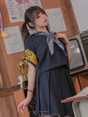 咬一口兔娘ovo - 学生会长竞选中_003