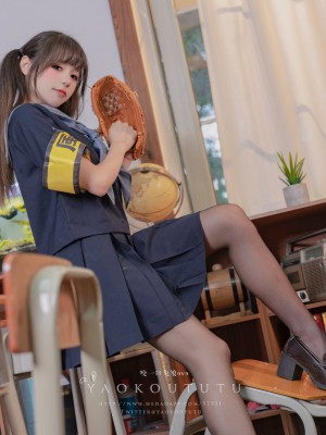 咬一口兔娘ovo - 学生会长竞选中_011