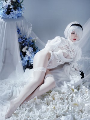 半半子 – Automataヨルハ二号B型 白いドレス_11