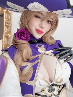 Alina Becker & Vinnegal - Lisa Minci & Mona Megistus (Genshin Impact)_02