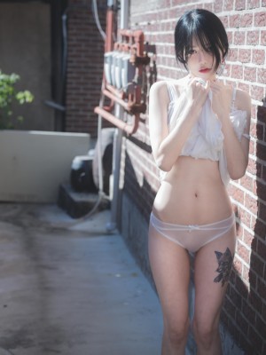 [Pure Media] Vol.208 Romi (로미) - Hot Date with His Girl_016