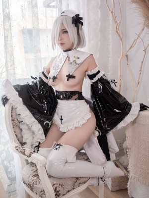 Azure - 2B Maid_08