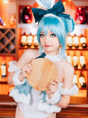 [许枳] 可爱的兔女郎_05