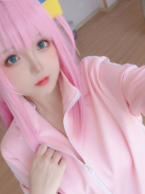 日奈娇 – 小孤独_055