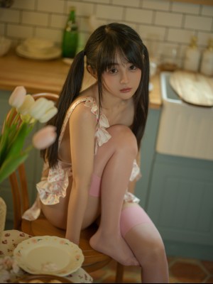 桜井宁宁 围裙厨房_56