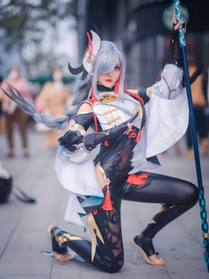 [凰儿_] 申鹤场照第一套 + 莫娜_04