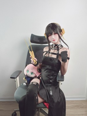 KuukoW - Yor Forger (Spy x Family)_01