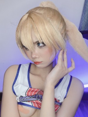 Poppachan - Lola Bunny_085