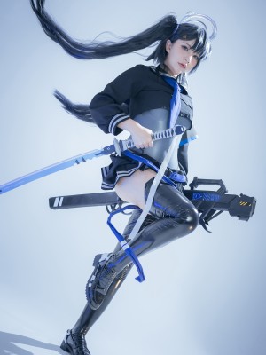 [是一只熊仔] 蓝色袖章_08