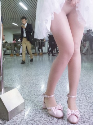 铃木美咲(Misaki Suzuki) - 被百人看到的露出_007