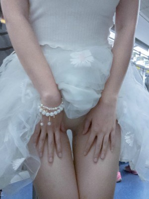 铃木美咲(Misaki Suzuki) - 被百人看到的露出_016