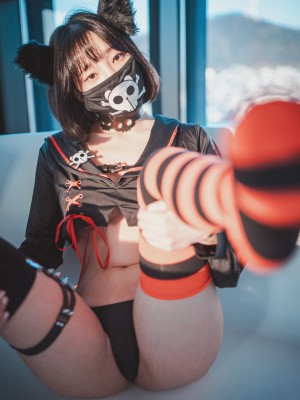 [Inkyung] DJAWA - Masked Pirate_p25