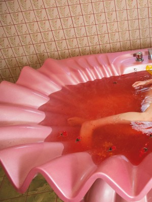 [Saika Kawakita] 昭和レトロラブホで抱いてくれたらいいのに_p87