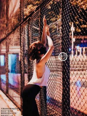 [深夜企划] 懂小姐 - 公园真空跑步_029