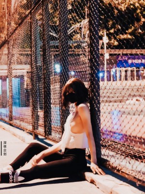 [深夜企划] 懂小姐 - 公园真空跑步_034