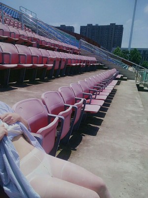 苏苏小公主酱 - 操场白色蓝裙_018