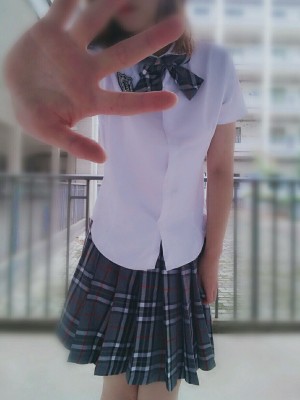 苏苏小公主酱 - 学校学生服露出_012