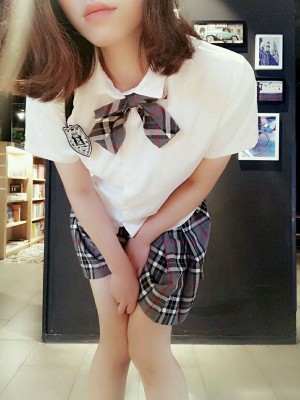 苏苏小公主酱 - 学校学生服露出_026