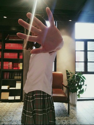 苏苏小公主酱 - 学校学生服露出_031