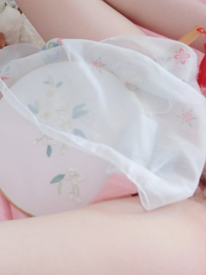 萌兰酱(萌小兔 草莓味兰兰)&nbsp;&nbsp;- 古装汉服诱惑_053