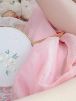 萌兰酱(萌小兔 草莓味兰兰)&nbsp;&nbsp;- 古装汉服诱惑_055