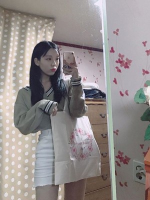 [leeesovely] Deleted Instagram 1_p6