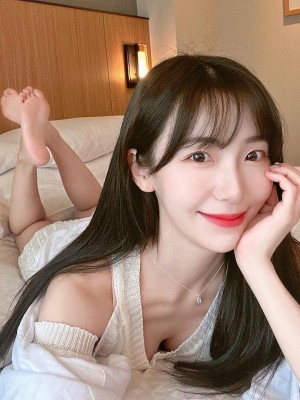 [leeesovely] Deleted Instagram 5_p840