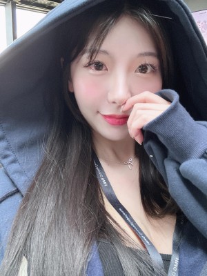 [leeesovely] Deleted Instagram 9_p669