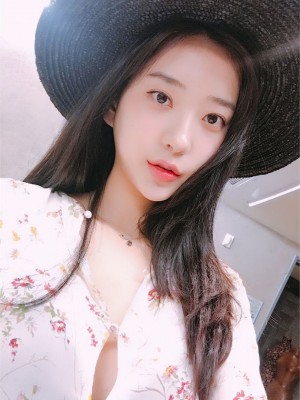 [zennyrt] Deleted Instagram 1_p70