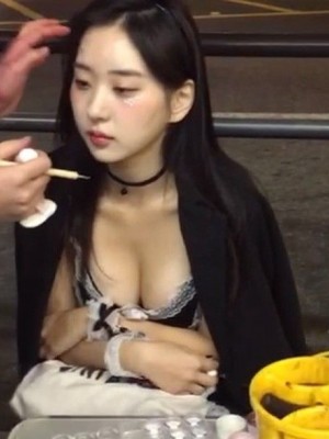 [zennyrt] Deleted Instagram 1_p75