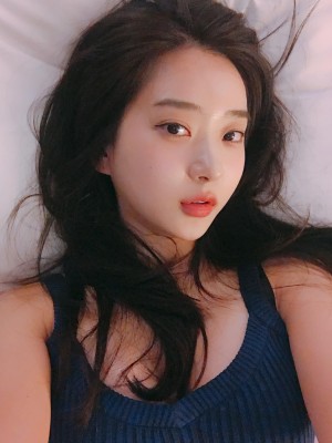 [zennyrt] Deleted Instagram 1_p194