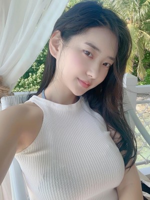 [zennyrt] Deleted Instagram 2_p372