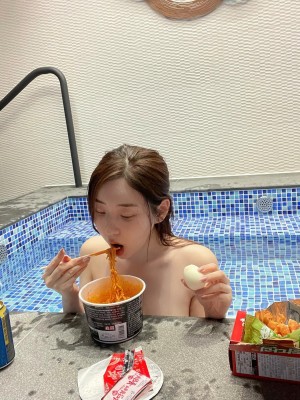 [zennyrt] Deleted Instagram 5_p104