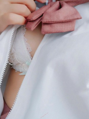 千岁娇 - 公交车露出_002