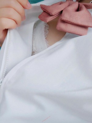 千岁娇 - 公交车露出_008