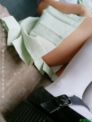 千岁娇 - 旧楼道露出_021