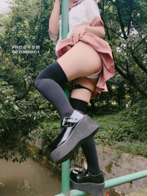 千岁娇 - 野外JK黑丝_028
