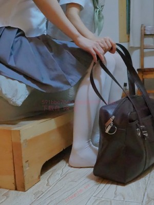 邪魔暖暖 & 千岁娇 & 软软趴在床单上 - 3P初体验_14