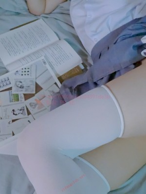 邪魔暖暖 & 千岁娇 & 软软趴在床单上 - 3P初体验_41