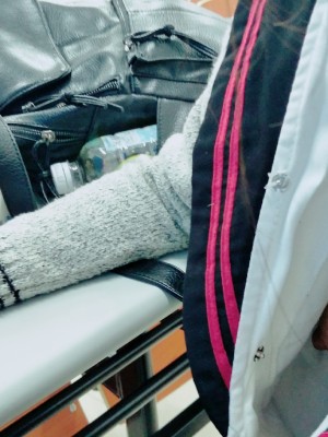 安久奈白 - 教室露出_039