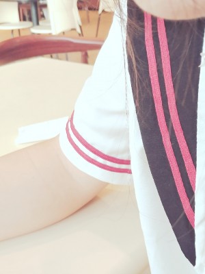 安久奈白 - 教室露出_040