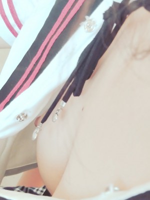 安久奈白 - 教室露出_047