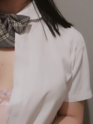 三寸萝莉 - 周末停车场_0012