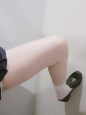 三寸萝莉 - 周末停车场_0019