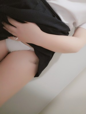 三寸萝莉 - 周末停车场_0021