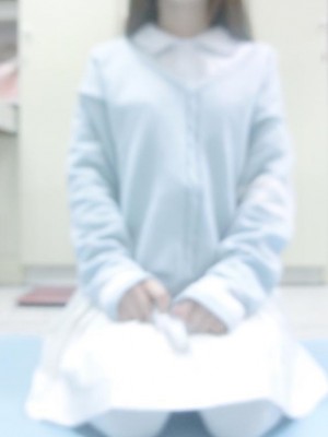 少女枪械师 - 蓝色毛衣_001